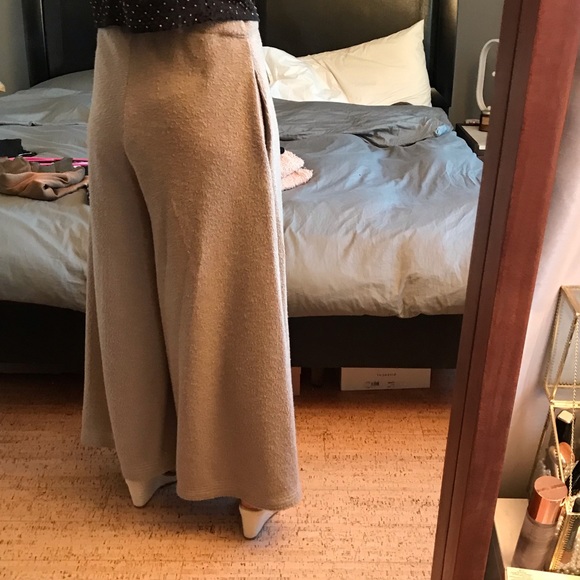 Comfortable Wide-legged long pants - Picture 4 of 4